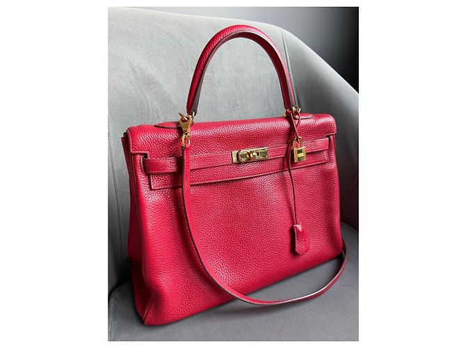 Hermès Kelly 35 in pelle Togo vermiglio con finiture oro - vista 8