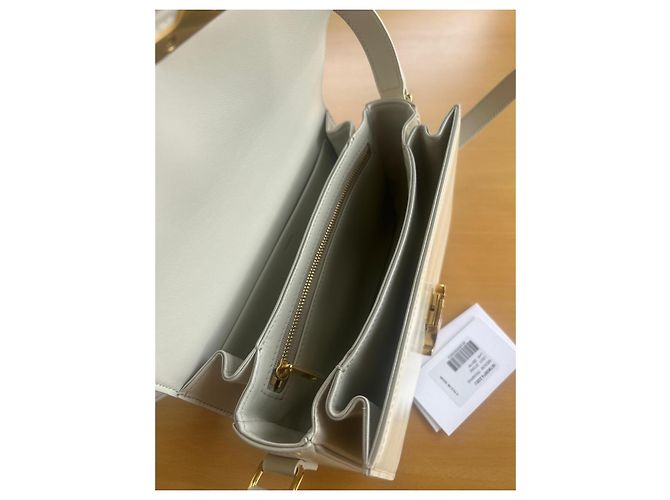 Borsa a mano Céline Triomphe in pelliccia crema Crudo - vista 5