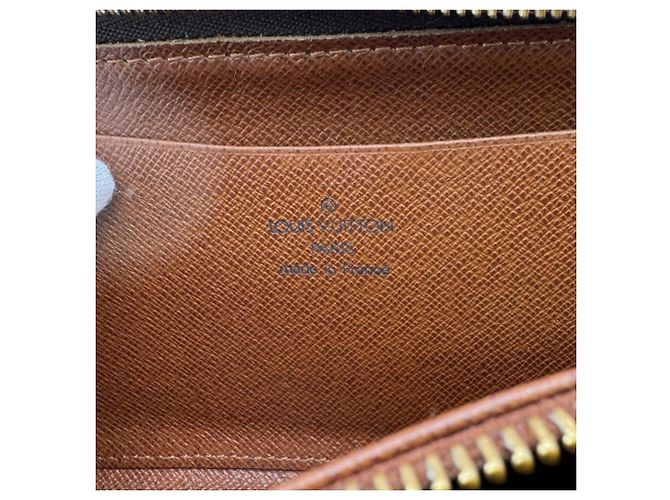 Louis Vuitton Monogram Lang Wallet Braun Monogramm - Ansicht 15