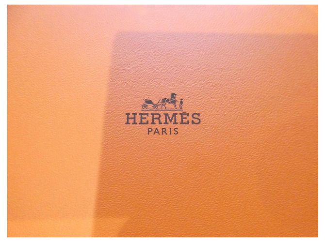 Caixa Hermès para bolsa Hermès modelo mini-Kelly 2 número 68 Laranja - vista 2