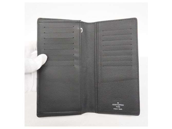 Brazza Louis Vuitton Epi Leather Long Wallet Black - view 3