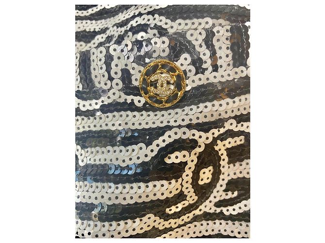 Chanel 22S Runway Sequin CC Logo Black and White Jacket FR 40 - view 4
