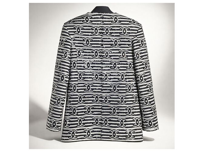 Chanel 22S Runway Sequin CC Logo Black and White Jacket FR 40 - view 6