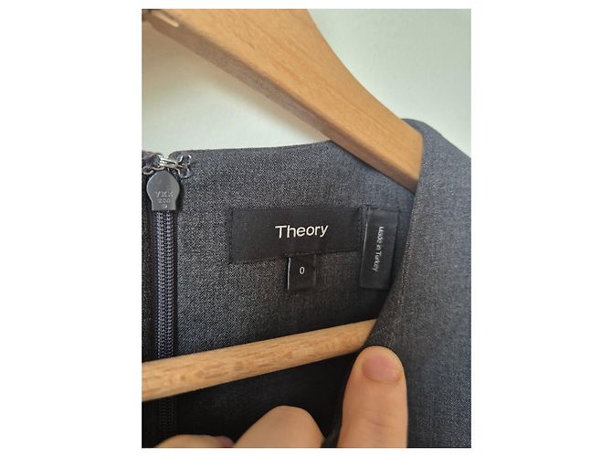 Theory Wollkleid ärmellos grau - Ansicht 4