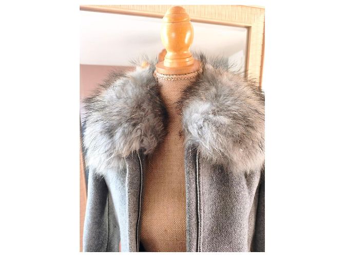 Claudie Pierlot Abrigo gris con cuello de piel - vista 5