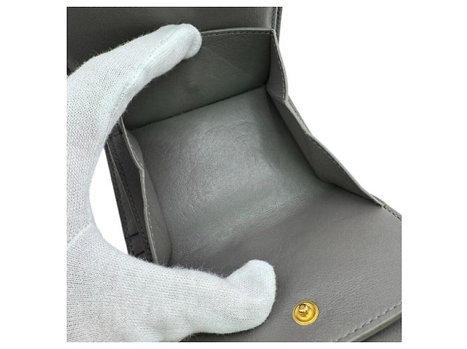 Billetera tri-fold V-Stitch gris Saint Laurent Castaño - vista 9