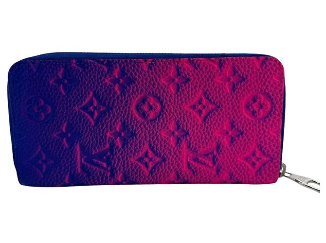 Louis Vuitton Zippy Wallet in Blue Taurillon Leather Pink - view 2