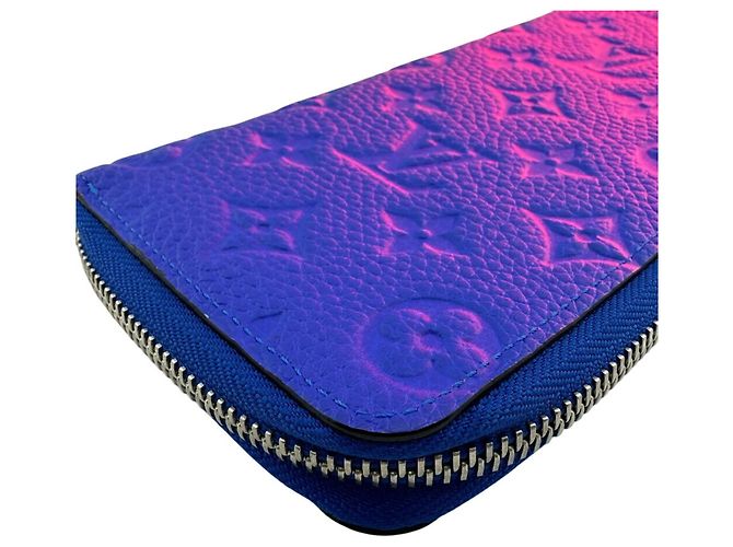 Louis Vuitton Zippy Wallet in Blue Taurillon Leather Pink - view 3