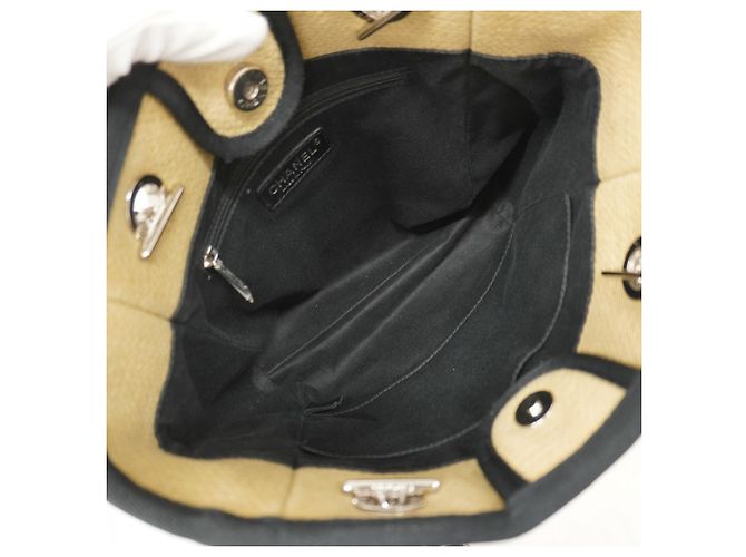 Chanel Deauville Canvas Kettentasche Schwarz Weiß Beige - Ansicht 4