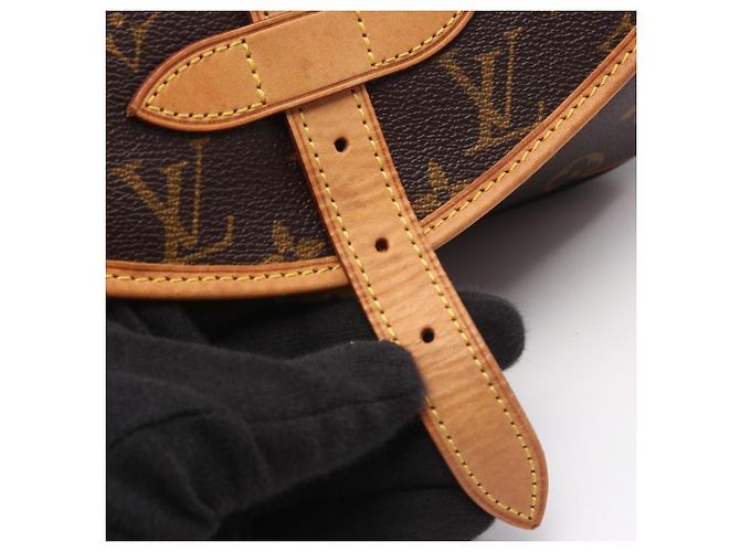 Louis Vuitton Saumur 30 Monogram Shoulder Bag Brown - view 7
