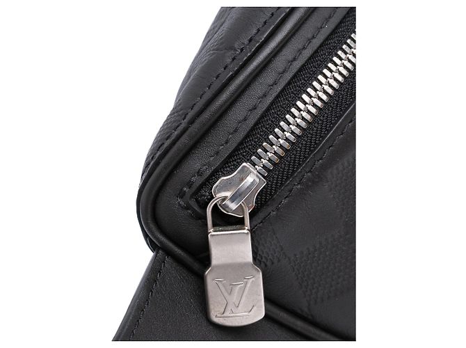 Bumbag Campus Damier Infini Nero Louis Vuitton - vista 8