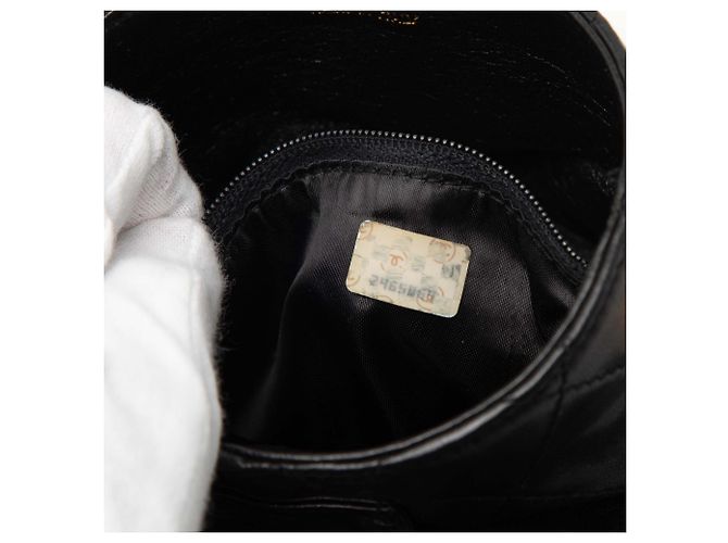 Vanity Custodia per trucco in pelle di agnello trapuntata nera Chanel con frange Nero - vista 6