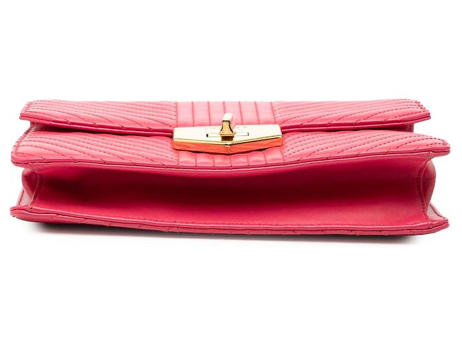 Prada Rosa Morbido Pelle Chevron Impunture Turn Lock Catena Crossbody - vista 3