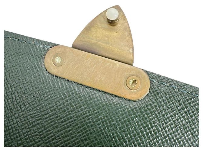 Borsa Clutch Louis Vuitton Taiga Episea Verde - vista 14