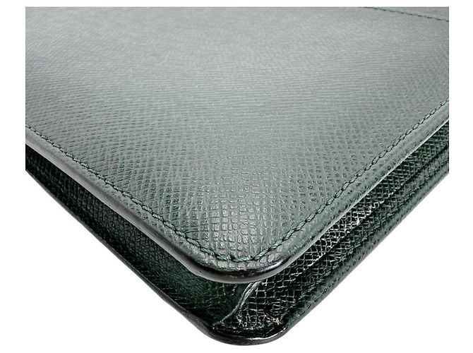 Borsa Clutch Louis Vuitton Taiga Episea Verde - vista 8