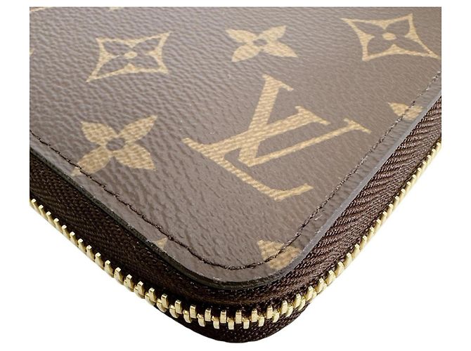 Cartera Zippy Louis Vuitton Castaño Monograma - vista 9