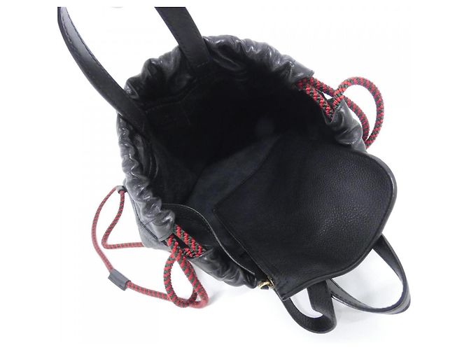 Schwarzer Leder-Rucksack von Gucci - Ansicht 9