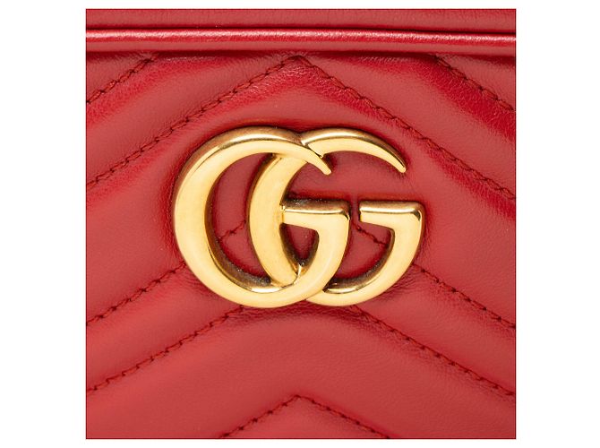 Borsa a tracolla mini GG Marmont in pelle Matelassé Gucci Rosso - vista 9