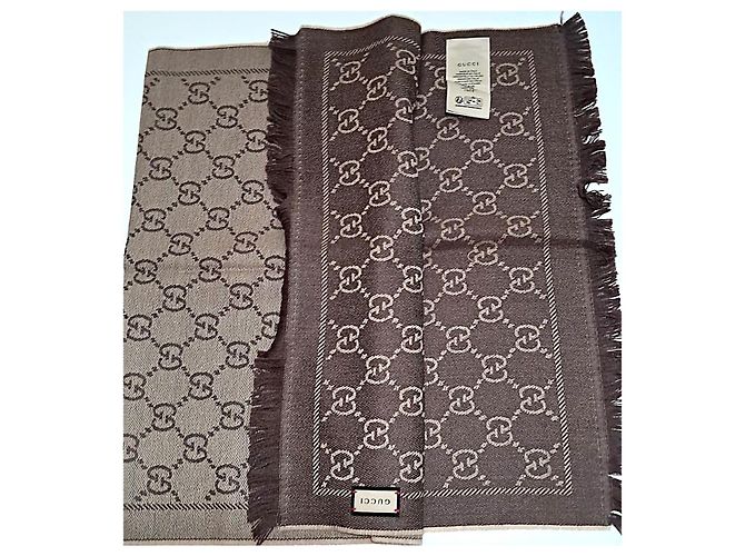 Sciarpa reversibile Gucci GG in lana marrone e beige Marrone scuro - vista 5