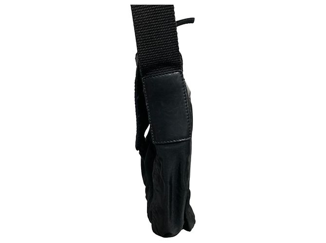 Bolso de hombro de nylon negro con placa de logo triangular Prada - vista 4