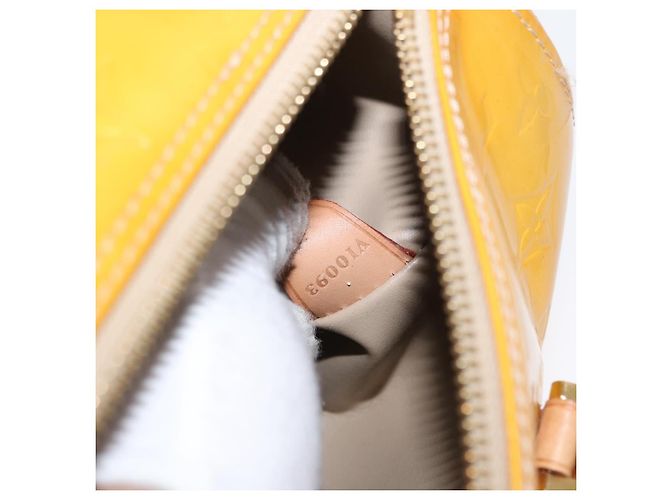 Borsa Bedford Louis Vuitton Monogram Vernis Giallo - vista 7