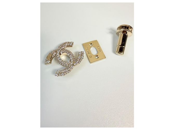 CHANEL  chiusura originale CC turnlock Bianco D'oro - vista 3