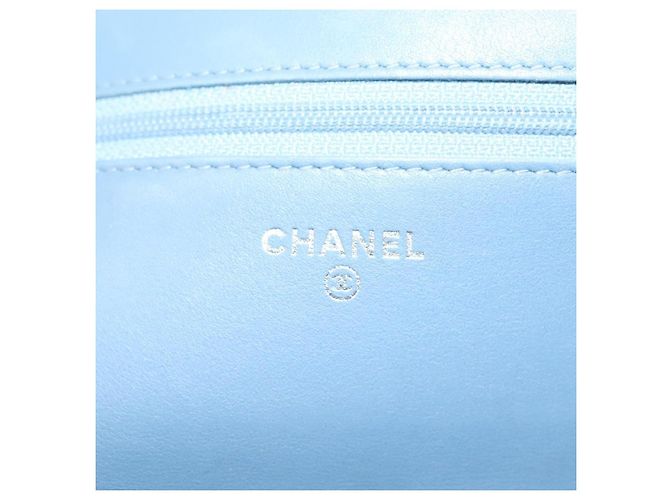 Wallet On Chain Chanel Geldbörse mit Kette aus gestepptem Lackleder Grün - Ansicht 6
