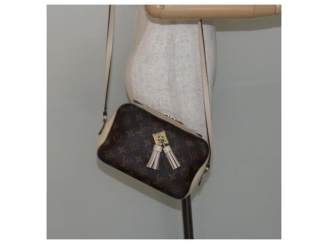 LOUIS VUITTON Borsa a Spalla Monogram Saintonge Bianca M43559 LV Auth 143616 Bianco - vista 24