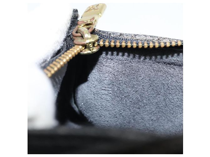 LOUIS VUITTON Pochette Soufflot Epi Nera LV Auth 145034 Nero - vista 12