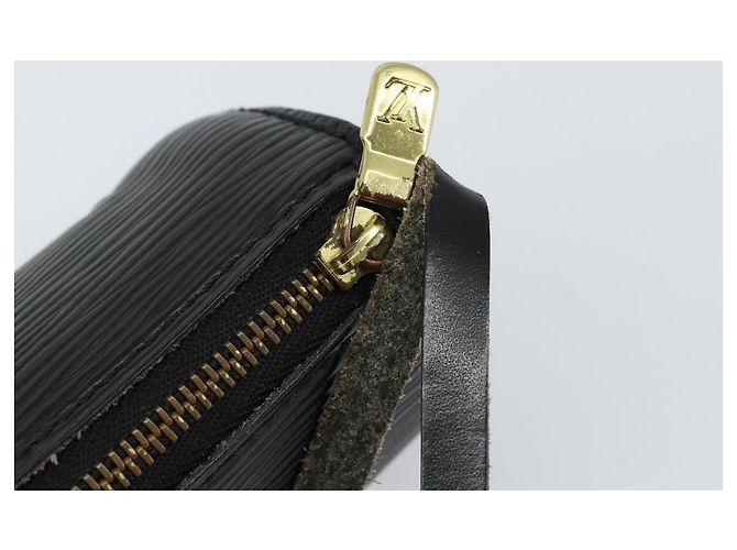 LOUIS VUITTON Pochette Soufflot Epi Nera LV Auth 145034 Nero - vista 17