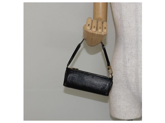 LOUIS VUITTON Pochette Soufflot Epi Nera LV Auth 145034 Nero - vista 21