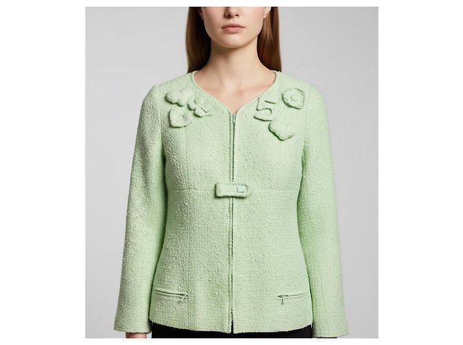Giacca in tweed bouclé verde menta con zip e applicazioni Chanel 04C FR 42 Verde chiaro - vista 2