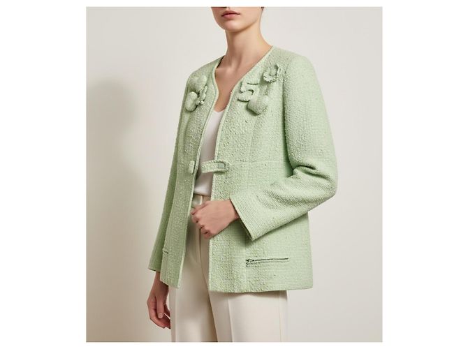Giacca in tweed bouclé verde menta con zip e applicazioni Chanel 04C FR 42 Verde chiaro - vista 4