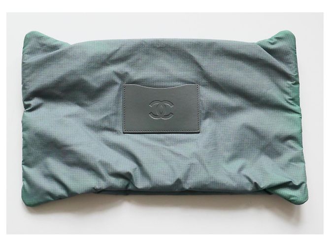 Zaino Matelassé Chanel in nylon verde ombré - vista 6