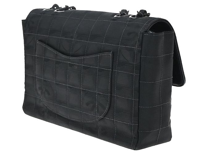 Chanel Travel Line Flap Nylon Medium Negro - vista 4