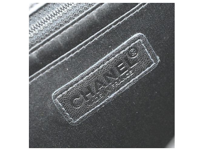 Chanel Travel Line Flap Nylon Medium Negro - vista 6