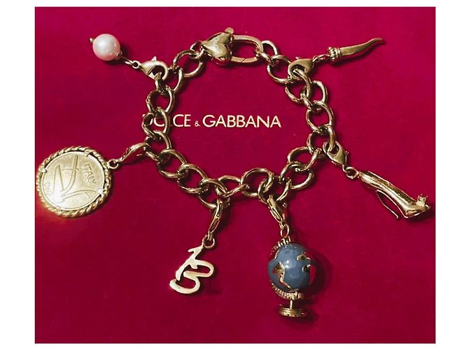 Dolce & Gabbana Raro lindo bracelete DOLCE&GABBANA dourado com globo e outros charms - vista 3