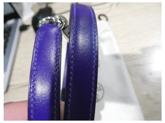Tracolla Hermès per borsa Hermès modello Kelly, pelle viola, gioielleria in palladio, nuova - vista 2