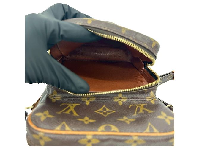 Borsa a spalla mini Pochette Monogram in pelle Louis Vuitton Marrone - vista 10