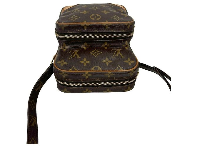 Borsa a spalla mini Pochette Monogram in pelle Louis Vuitton Marrone - vista 4