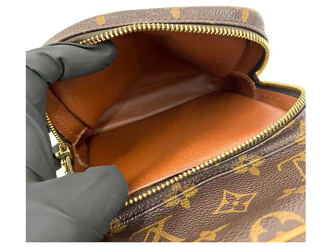 Mini borsa a spalla in pelle Monogram Louis Vuitton / Pochette Marrone - vista 10