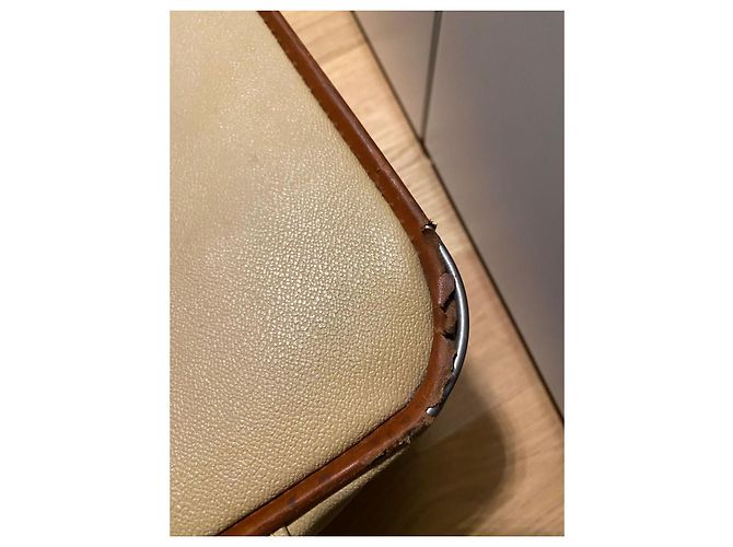 Valigia vintage  Trussardi in pelle Beige - vista 14