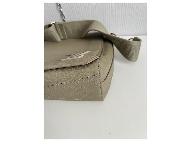 Bolso Mensajero Aerogram Takeoff Louis Vuitton Verde Salvia Verde claro - vista 17