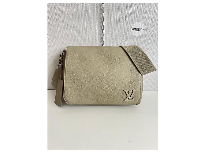 Bolso Mensajero Aerogram Takeoff Louis Vuitton Verde Salvia Verde claro - vista 2
