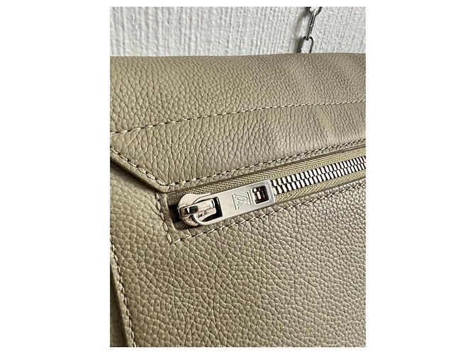 Bolso Mensajero Aerogram Takeoff Louis Vuitton Verde Salvia Verde claro - vista 7
