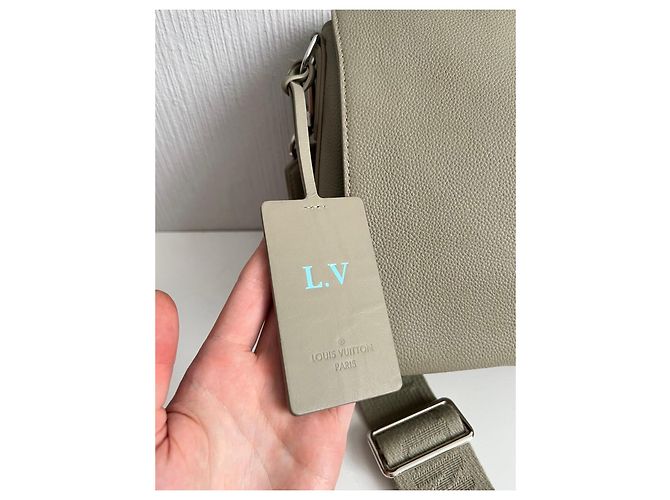 Bolso Mensajero Aerogram Takeoff Louis Vuitton Verde Salvia Verde claro - vista 9