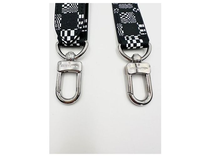 Louis Vuitton Tracolla Nigo X Virgil Abloh damier distorted Nero Bianco - vista 4