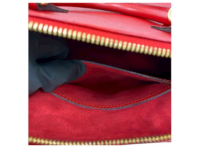 Louis Vuitton Alma Handtasche aus Epi-Leder Rot - Ansicht 10