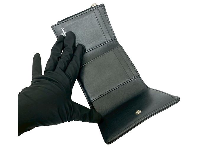 Cartera tri-fold de cuero caviar Chanel Mademoiselle Coco Negro - vista 7