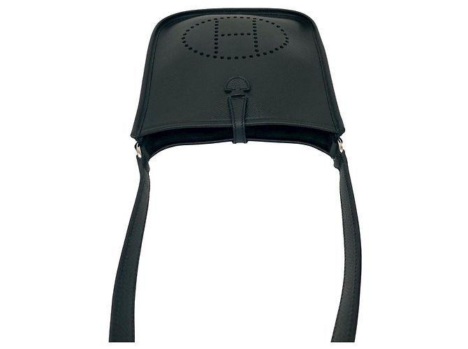 Borsa a spalla mini pochette Evelyn TPM in pelle Epsom nera di Hermès Nero - vista 4